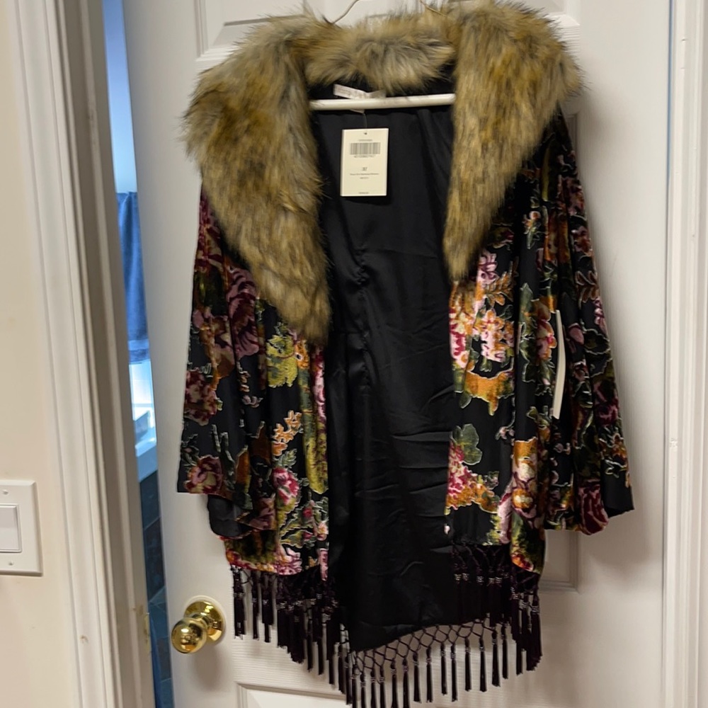 Faux fur burnout kimono
